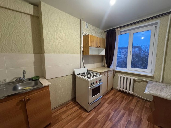 Оренда порожньої 2-кімнатної квартири на Дзержинці по вул. Гетьманська - фото 1