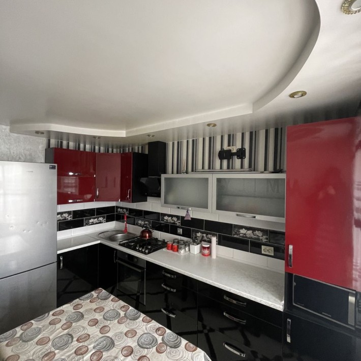 Оренда 1 км квартира новий будинок - фото 1