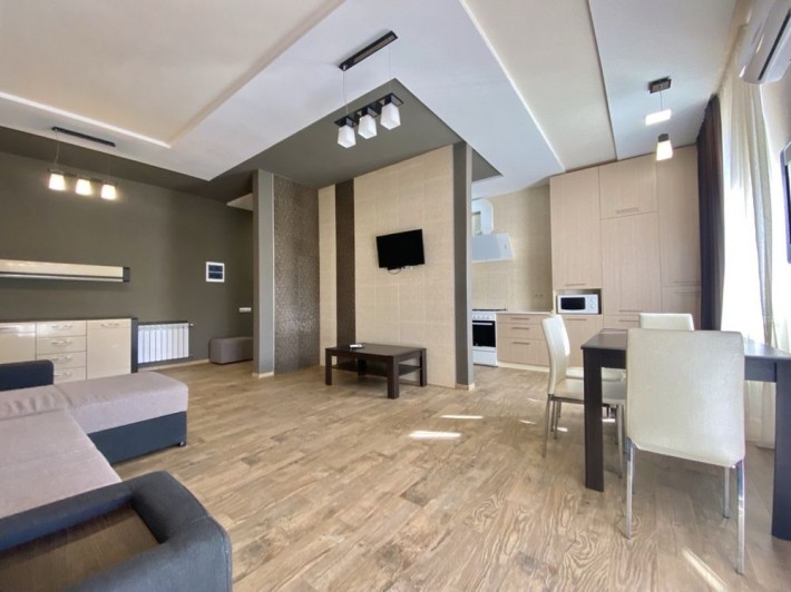 Двокімнатна студія в центрі міста! Новобудова! - фото 1