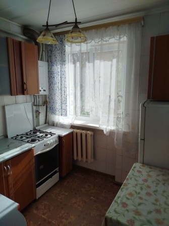 Р-н трц Конкорд поруч зупинка - фото 1