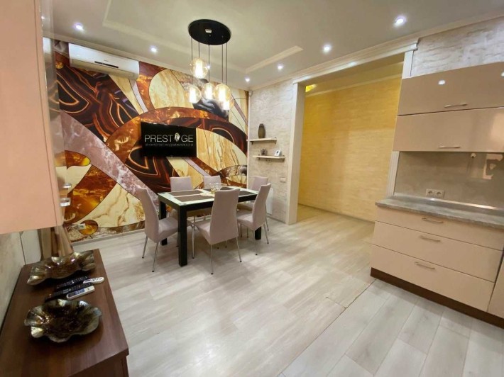 Здам квартиру 4х кім в центрі. Проспект Поштовий. Автономне опалення - фото 1