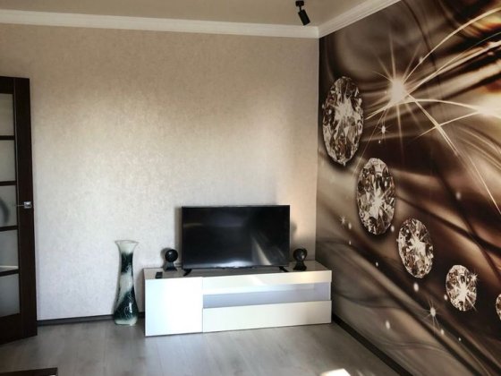 Сади поруч маркет опт стоянка для авто Полтава