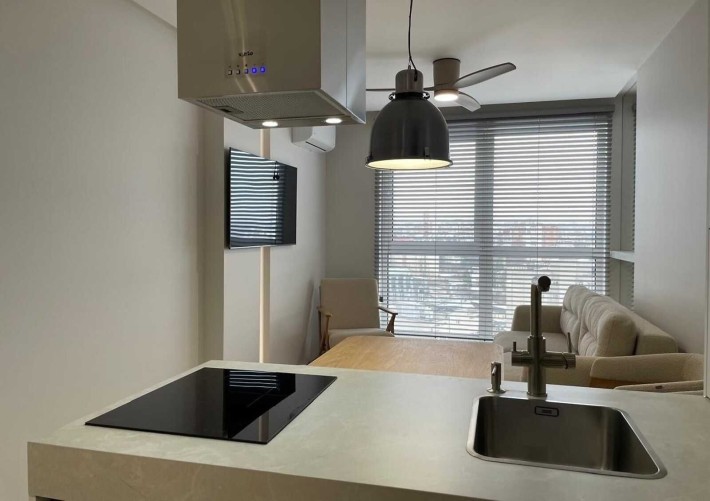 Світла 1 кімнатна квартира в ЖК Метрополь - фото 1