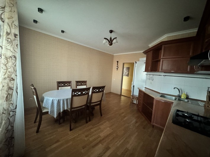 Оренда двохкімнатної квартири на Соборності - фото 1