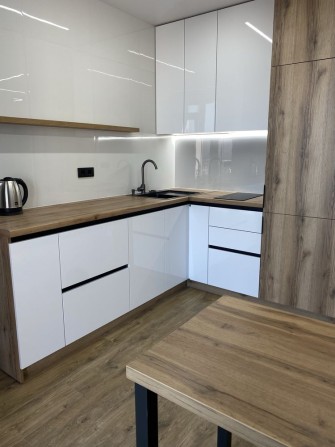 Оренда 1 кімнатноі в центрі міста - фото 1