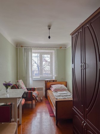 Оренда 3 кімнатної квартири в самому центрі міста, автономне опалення. - фото 1