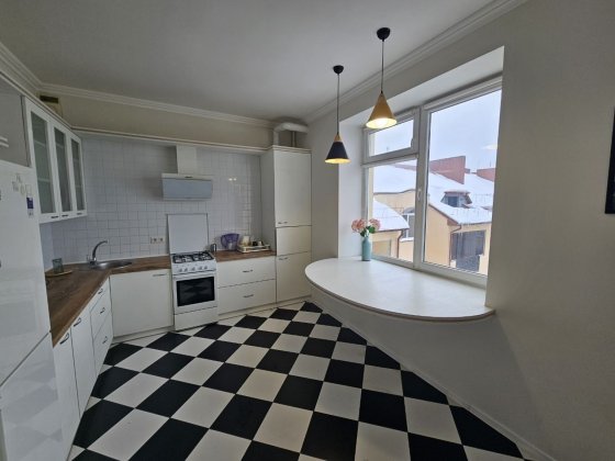 Оренда 2-о кімнатної квартири, центр, вул. Й.Сліпого Тернопіль