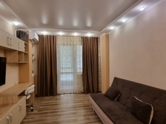 Новобуд. Сучасна квартира на Таврійському . Закрита територія Херсон