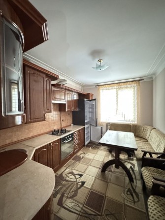 Здається простора 2к кв. вул. Мельника, 11а - фото 1