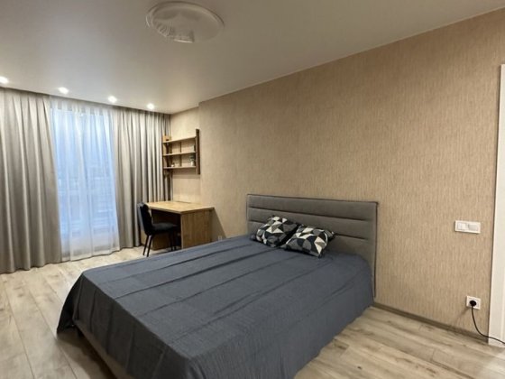 Оренда 1 км Майн Хаус вільна є все Івано-Франківськ