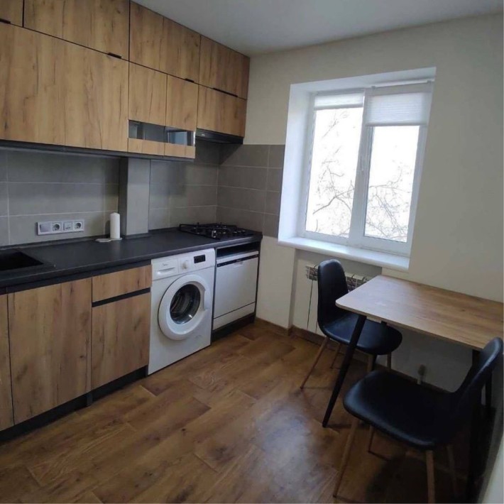 Фурманова. Здається 2-х кімнатна квартира - фото 1