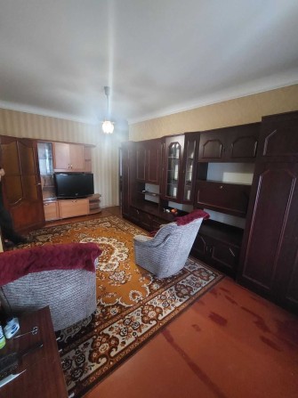 Оренда трикімнатної квартири. Центр. Вул. Соборності. - фото 1