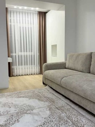 Простора 1К квартира з дизайнерським ремонтом в ЖК "Височана" - фото 1