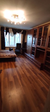 Терміново здається 2 км квартира Хотинська, р-н Дріждзаводу,ключі! - фото 1