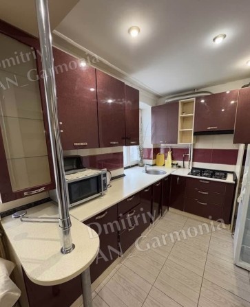 2-к Зыгина, рядом Трц киев - фото 1