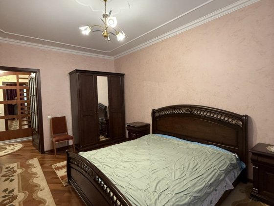 Терміново здається 3км квартира в ЦЕНТРІ, Світло не вимикають! Черновцы