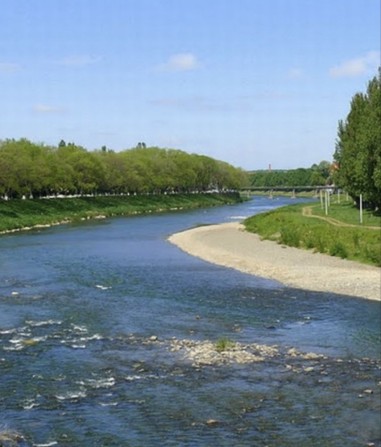 Оренда 2 кі-ної квартири з краєвидом на Річку/ Газ - фото 1