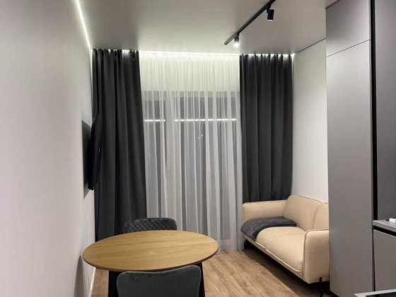 Загорська, 1 кімната, 40 кв., без комісії, паркомісце, закритий двір Ужгород