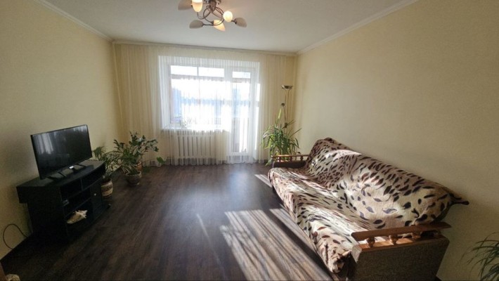 Здається в оренду 2х кімнатна квартира по вул.Щербанюке - фото 1