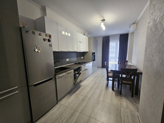 Оренда двокімнатної квартири, центр міста, паркінг,  БЕЗ ВІДКЛЮЧЕНЬ ЕЛ Ужгород