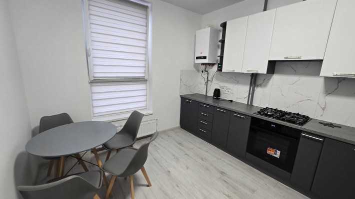 Здається простора 1,5-кімнатна квартира в центрі Ужгорода, вул. Сечені - фото 1