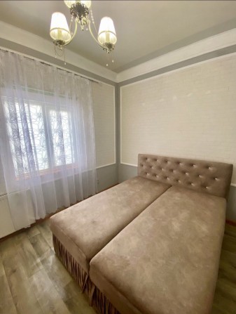 Здам в оренду 2 кімнатну квартиру в центрі. - фото 1