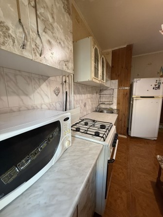 Оренда 2- во кімнатної кіартири біля ТРЦ ГОЛЛІВУД - фото 1