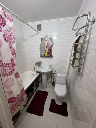 Оренда 1 кім. кв. Деснянська правда.Світло не вимикають - фото 1