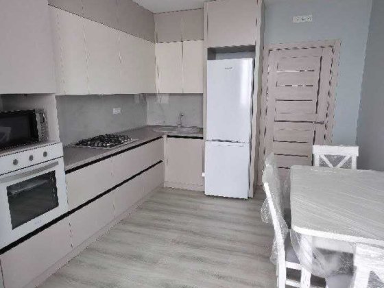 Здається 1 кімнатна "НОВОБУДОВА" вул.ЧОРНОВОЛА (ЖК Кришталеве Озеро) Чернівці