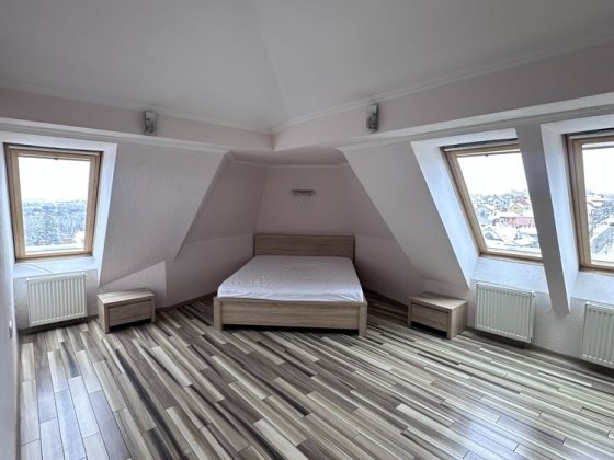 Здається 2х кімнатна новобудова Черновцы