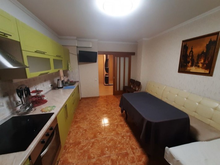 Оренда гарноі 1 квартири Митниця,вул Героів Дніпра - фото 1