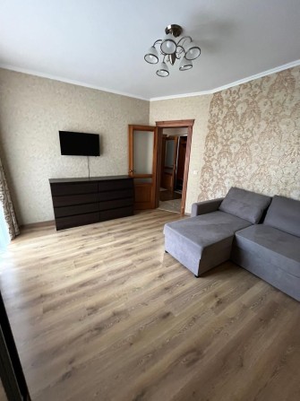 Оренда 1 кімнатної квартири вул. О. Хіри 21 - фото 1