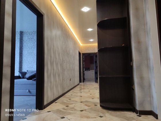 Здається в оренду трьохкімнатна квартира на вул Ракетній24 . Киев