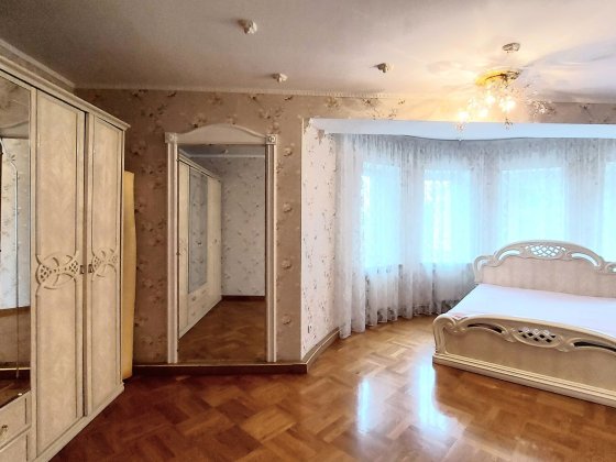 Оренда 3-х кімнатної квартири в центрі р-он Площі Чернигов