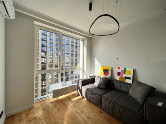 Оренда 3-к сучасна дизайнерська Ярославів Град Бульварно Кудрявська 17 Киев