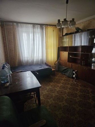 Сдам 1-ую.к-ру  м.Академгородок  5-10мин.пешком Чернобыльской 17 - фото 1