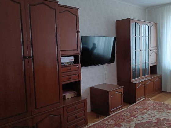 ГАЗ, ВОДА, ОПАЛЕННЯ -Є Ореда 2-квартири по вул.Райдужній (буль.Перова) Киев