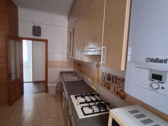 Оренда 4 кім.квартири по вул.Доброго Чернівці