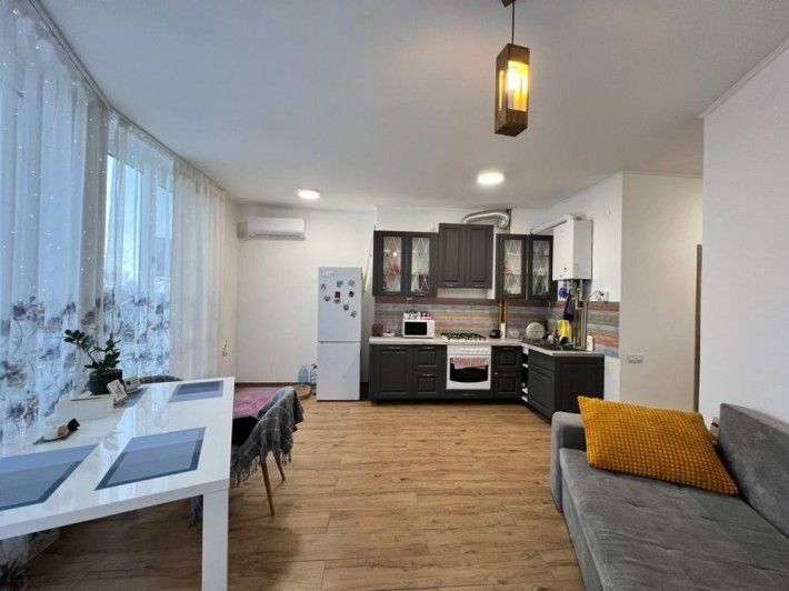 Оренда двох кімнатної квартири на Набережній,ЖК Парус - фото 1