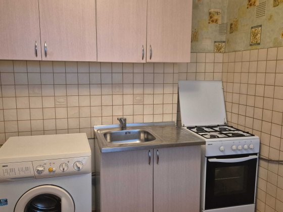 Оренда 1-кімнатн.,ГАЗ,ст.м."Мінська,п-т Оболонський 18-А. Киев