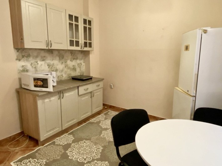 Оренда квартири в центрі - фото 1