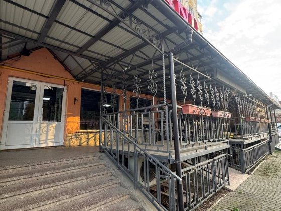 Довгострокова оренда комерційного приміщення район Фастівської Чернівці