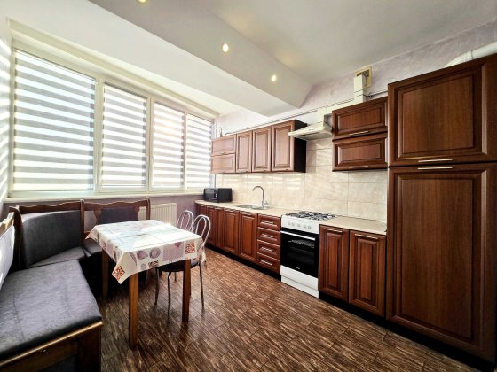 Здається 2-Х кімнатна "НОВОБУДОВА" на вул.РІВНЕНСЬКА (ТЦ Майдан) Черновцы