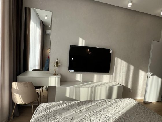 New ! ЖК  Ярославів град ! Золоті ворота ! Паркінг . Генератор . Центр Киев