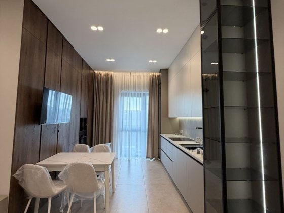 Оренда 2 кімнатноі дизайнерськоі квартири в ЖК Панорама Ужгород