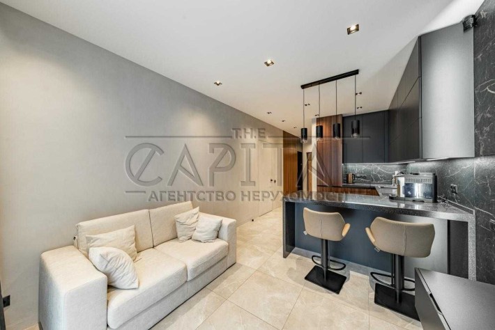 1к квартира з терасою, дизайнерський ремонт, ЖК Рибальський, паркінг - фото 1