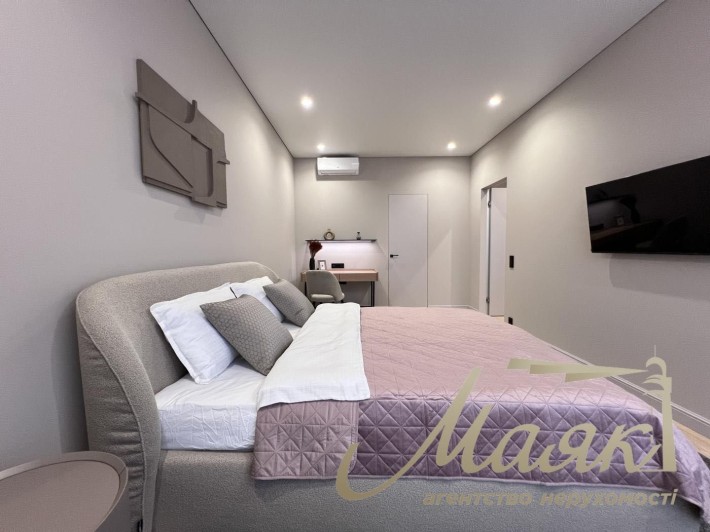 Оренда 2-х кімнатної квартири в ЖК Трініті\Triiiniti Печерськ Центр - фото 1