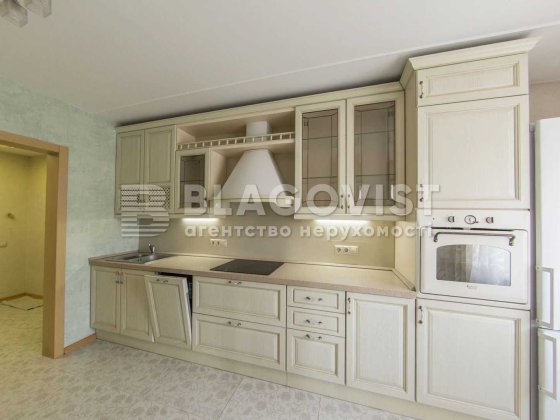 Шулявська, 3х кімнатна, 2 спальні, гардероб Київ