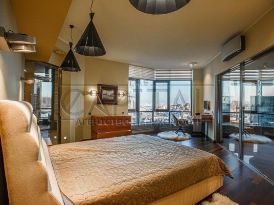 Аренда просторных апартаментов 144 м² в элитном ЖК Pechersky Печерский Киев