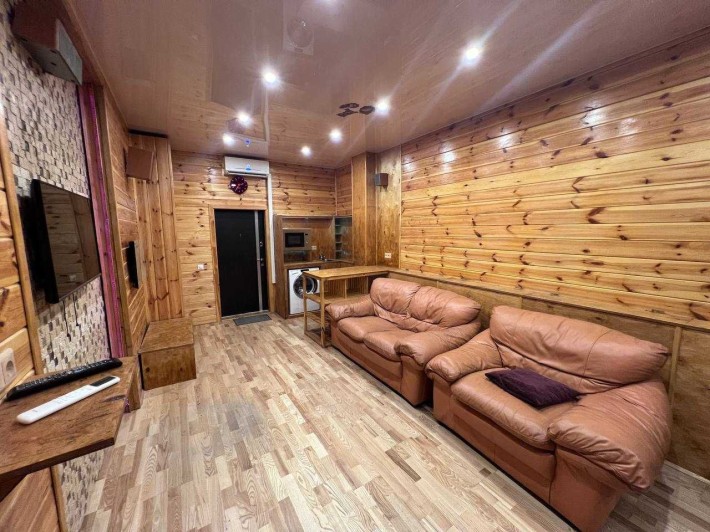 Помещение 30 м2 под массаж кабинет маникюр салон тату с душем и кухней - фото 1